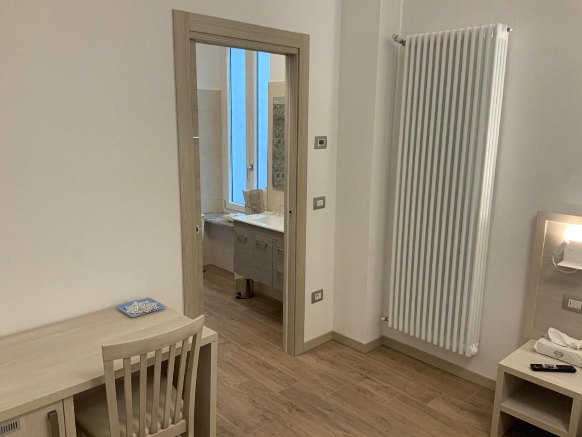فندق Residenza Pezzani بارما المظهر الخارجي الصورة